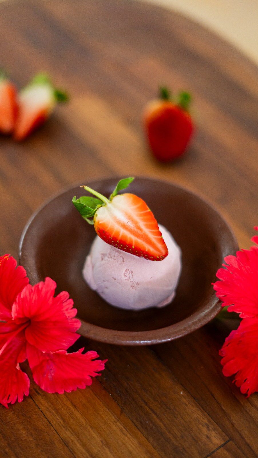En ce mois d'octobre, nous célébrons la saison dans des teintes de rose.

Des saveurs délicates du Cream Cheese Salmon Avocado Sushi au réconfortant Yaki Udon nappé d'une sauce velours à la betterave, chaque création h
