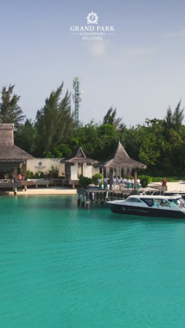 Jedes Willkommen, jeder Horizont, jedes Lächeln hat uns zu diesem Moment geführt.
Wir freuen uns riesig über die Nominierung als Maldives’ Leading Boutique Resort und Indian Ocean’s Leading Villa Resort bei den World
