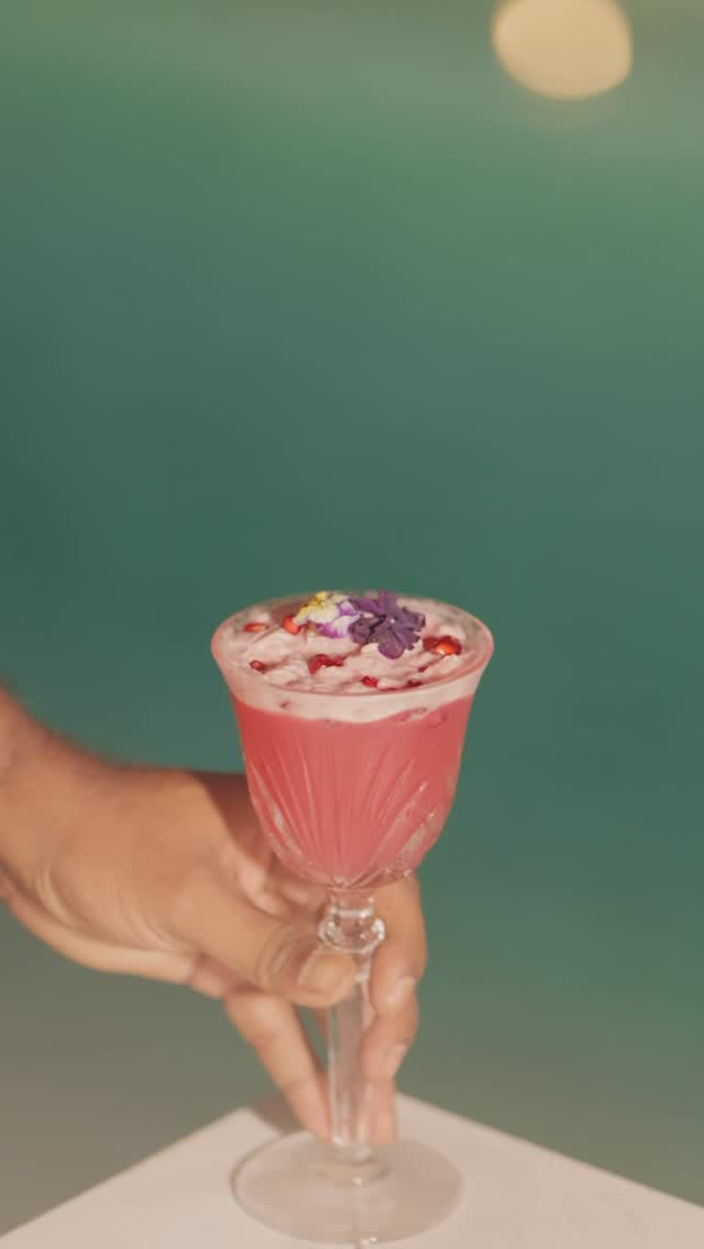 A specially crafted cocktail in hand and a view that invites you to slow down. At Oasis, it’s all about easy moments and the simple pleasure of island life at Hideaway.

#myHideaway #HideawayMaldives 