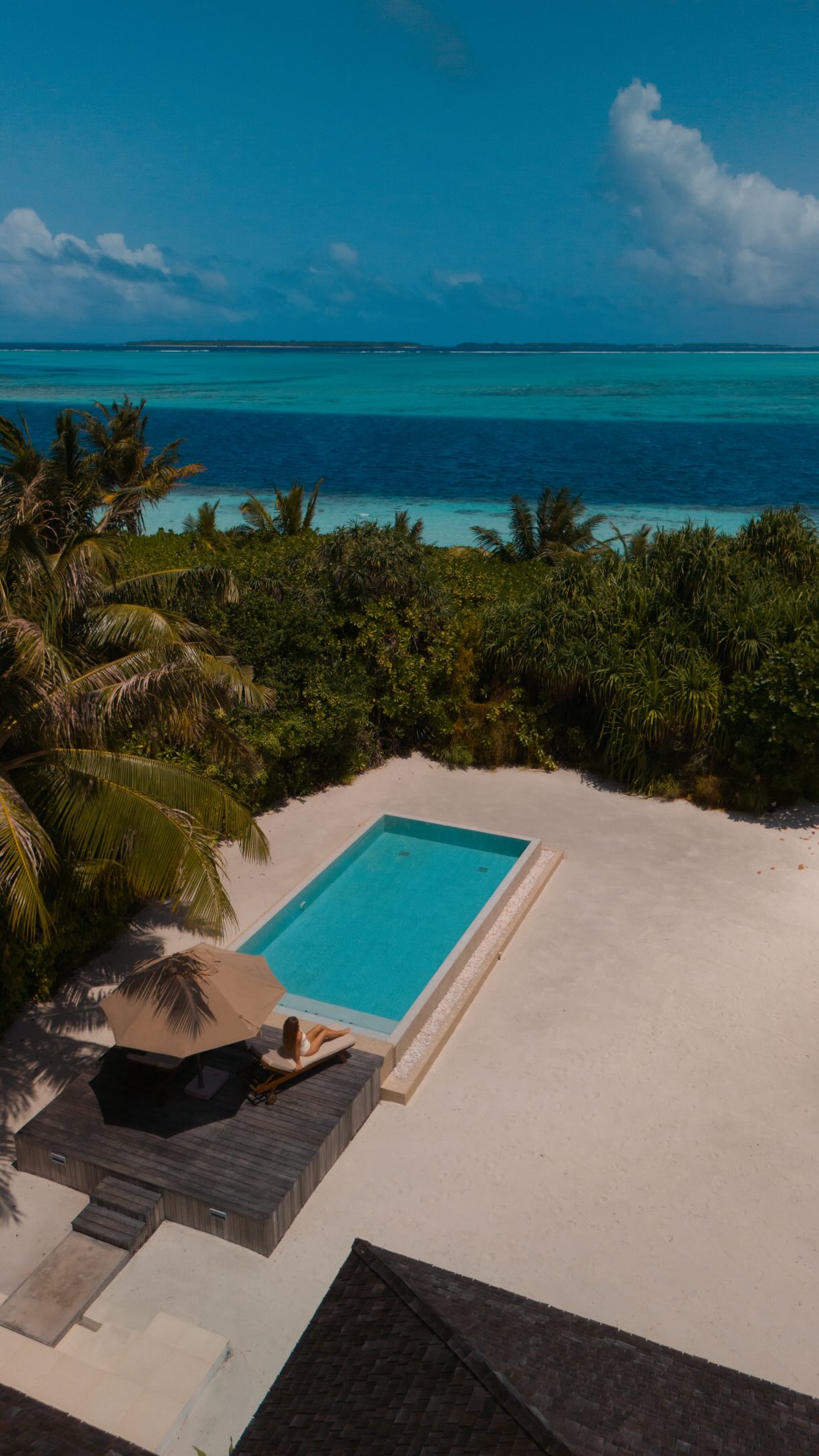 Paradise is calling….

And somewhere between the palms, the ocean and the endless blue, I found a slower version of myself — one with nowhere to be and nothing to rush.
__________
@hideawaybeachmaldiv