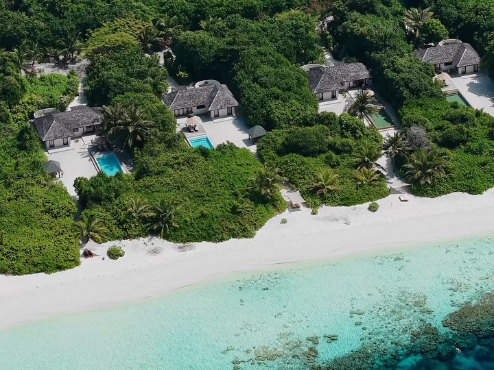Spend your days surrounded by tropical beauty, where lush greenery meets the soft turquoise waters of the Maldives. Our Beach Villas offer space, privacy, and the simple joy of having the ocean right 