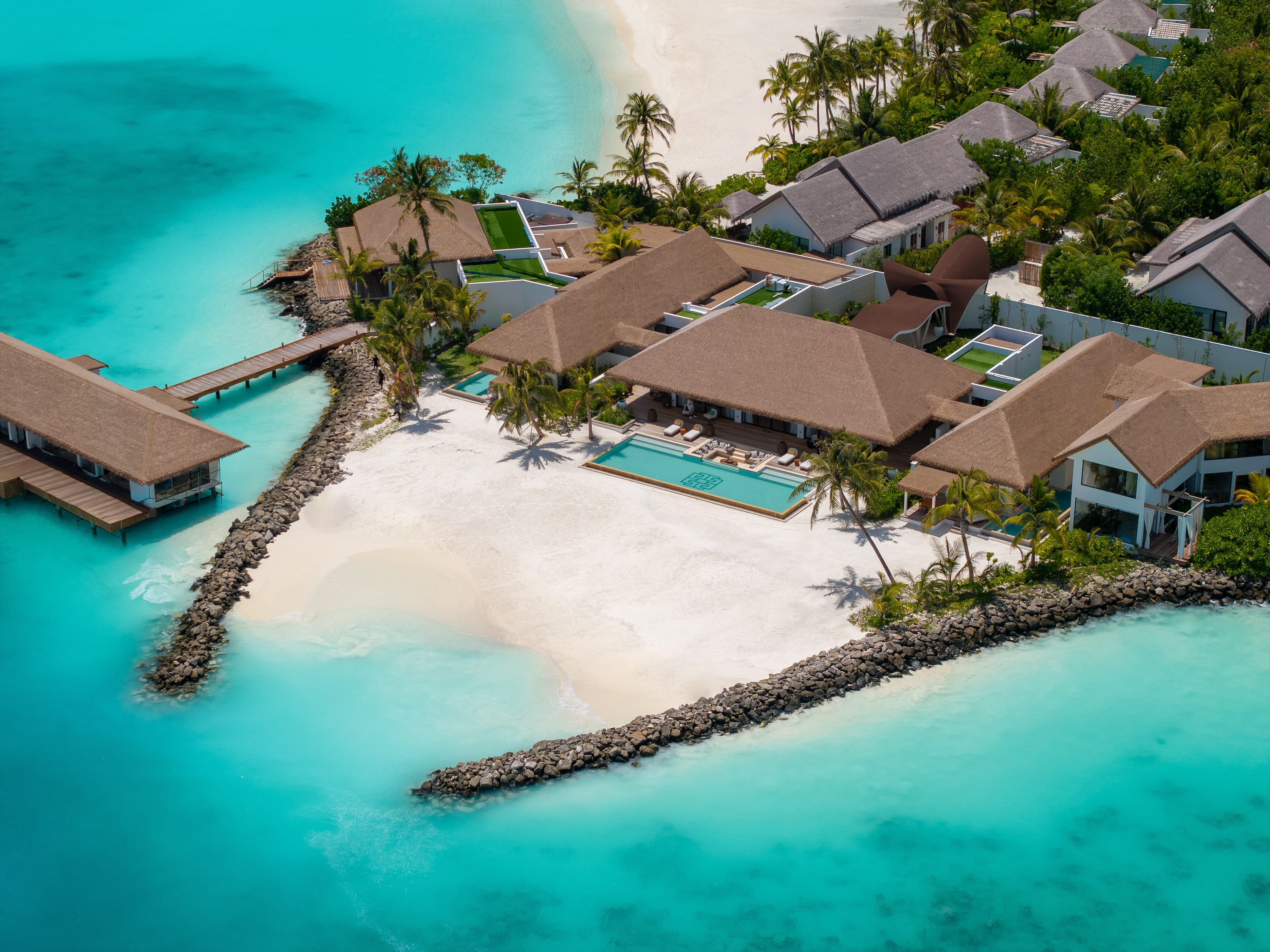 Luftaufnahme von The Residence im Hilton Maldives Amingiri Resort & Spa