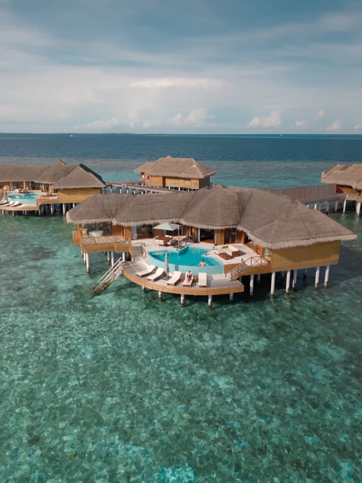 One of the most romantic island in the Maldives…

@huvafenfushi_maldives 

The Maldives has many islands. But only one translates to Dream Island. Huvafen Fushi doesn’t ask you to slow down, it makes 