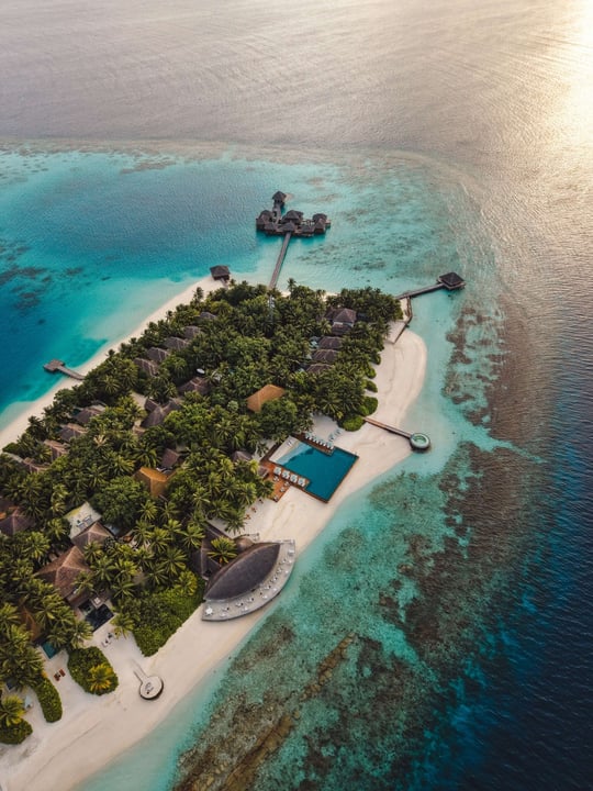 Foto von Huvafen Fushi Maldives am 22. August 2026. Könnte ein Bild von Ozean und Text sein.