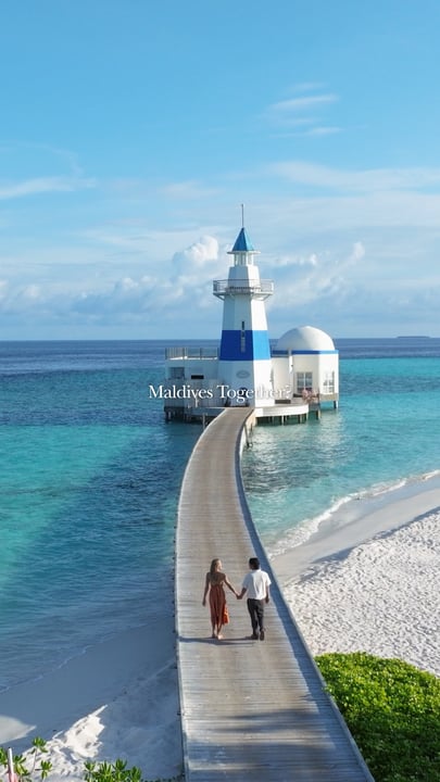 Maldives ensemble ?

Évadez-vous au cœur de l'océan Indien et découvrez ce qui rend Maamunagau Island si spécial. Passez vos journées au bord du lagon, flânez le long des plages de sable blanc, et terminez l'après-midi