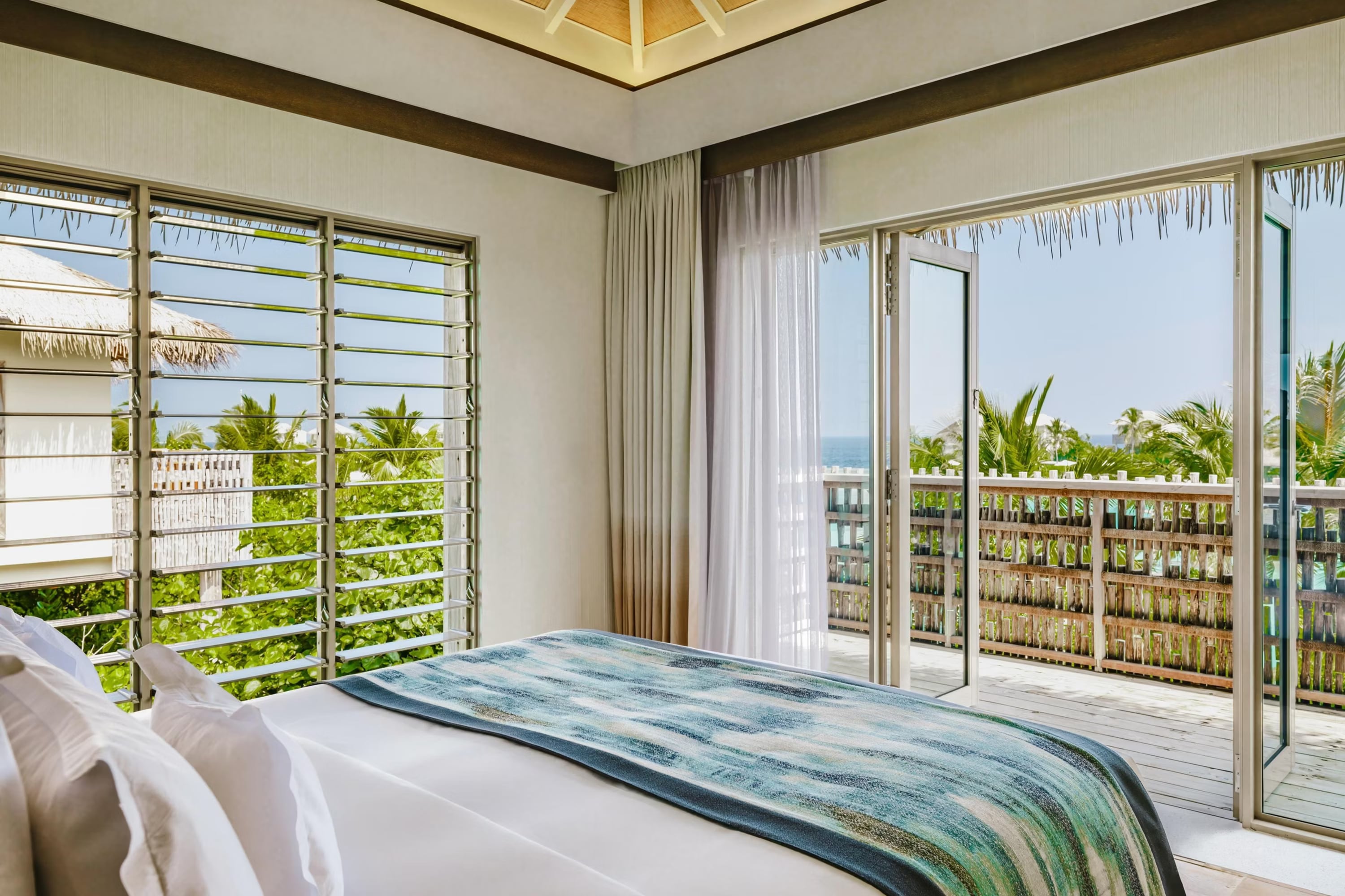 Sunset One Bedroom Lagoon Pool Villa im InterContinental Maldives Maamunagau