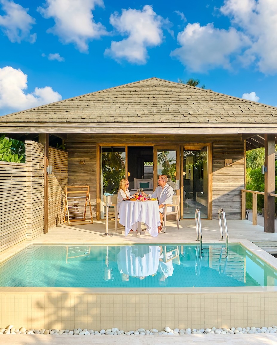A calm and elegant way to begin the day at Jawakara. Breakfast on your villa deck, paired with Champagne and ocean views 🥂

Would you start your morning like this?

#Maldives #VisitMaldives #Breakfas