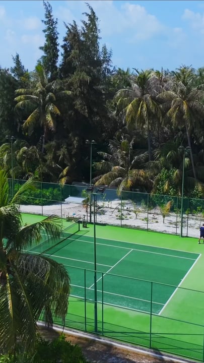 Stay active during your island stay! Our tennis court at Jawakara offers a great way to enjoy a game.

Would you play a match during your stay? 🎾

#Maldives #VisitMaldives #Tennis #Resort #JawakaraMa