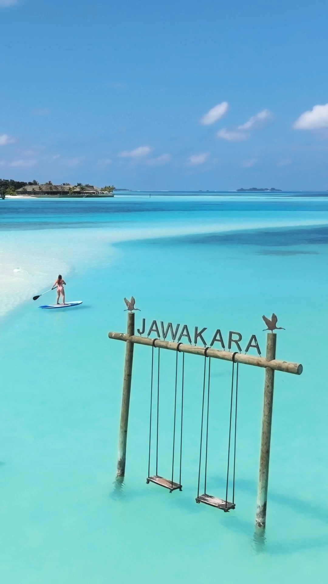 Eine andere Art, den Ozean zu genießen 🌊

Beim Stand-Up-Paddling genießen Sie die Aussicht, während Sie sich über die Lagune bewegen. Wie würden Sie Ihre Zeit auf dem Wasser verbringen?

#Maldives #VisitMaldives #Paradis
