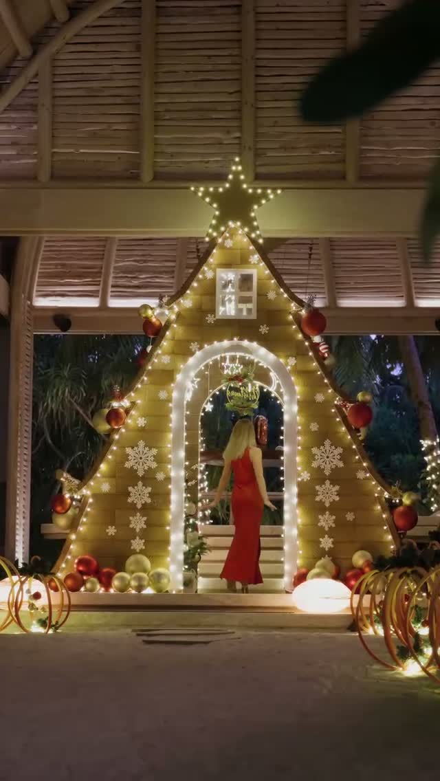The glow returns. The traditions continue. A new festive season awaits.

This year, JOALI BEING welcomes Tides of Tradition — a luminous celebration of timeless holiday moments, joyful connection and 