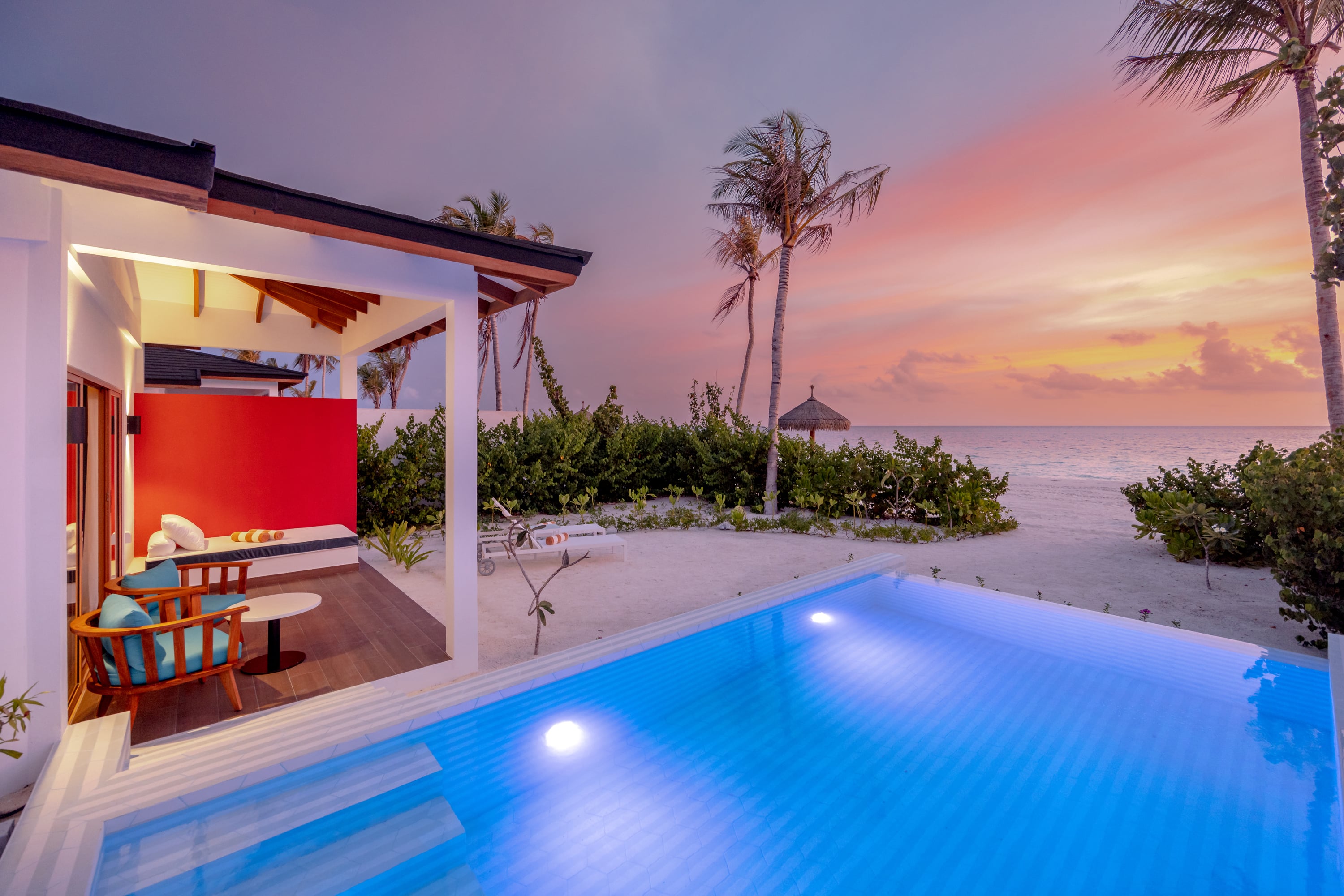 Beach Suite mit privatem Pool im Joy Island Maldives by Cocoon Collection