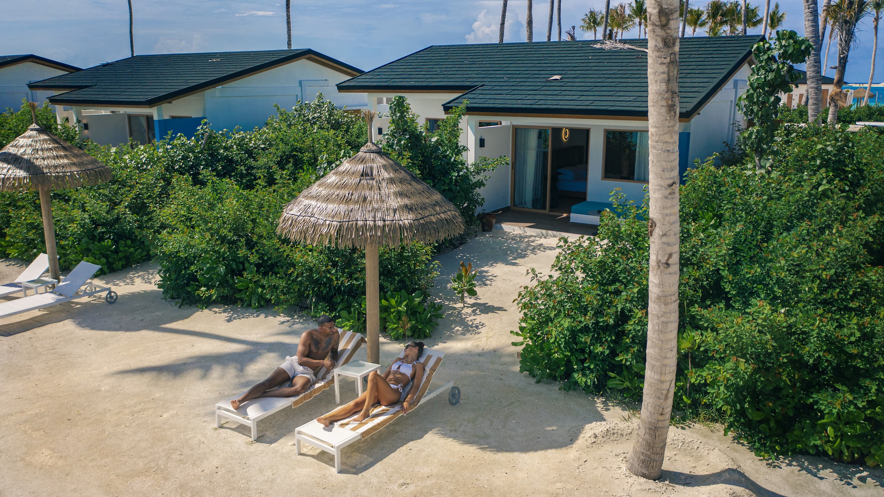 Beach Villa (Sonnenaufgang) im Joy Island Maldives by Cocoon Collection