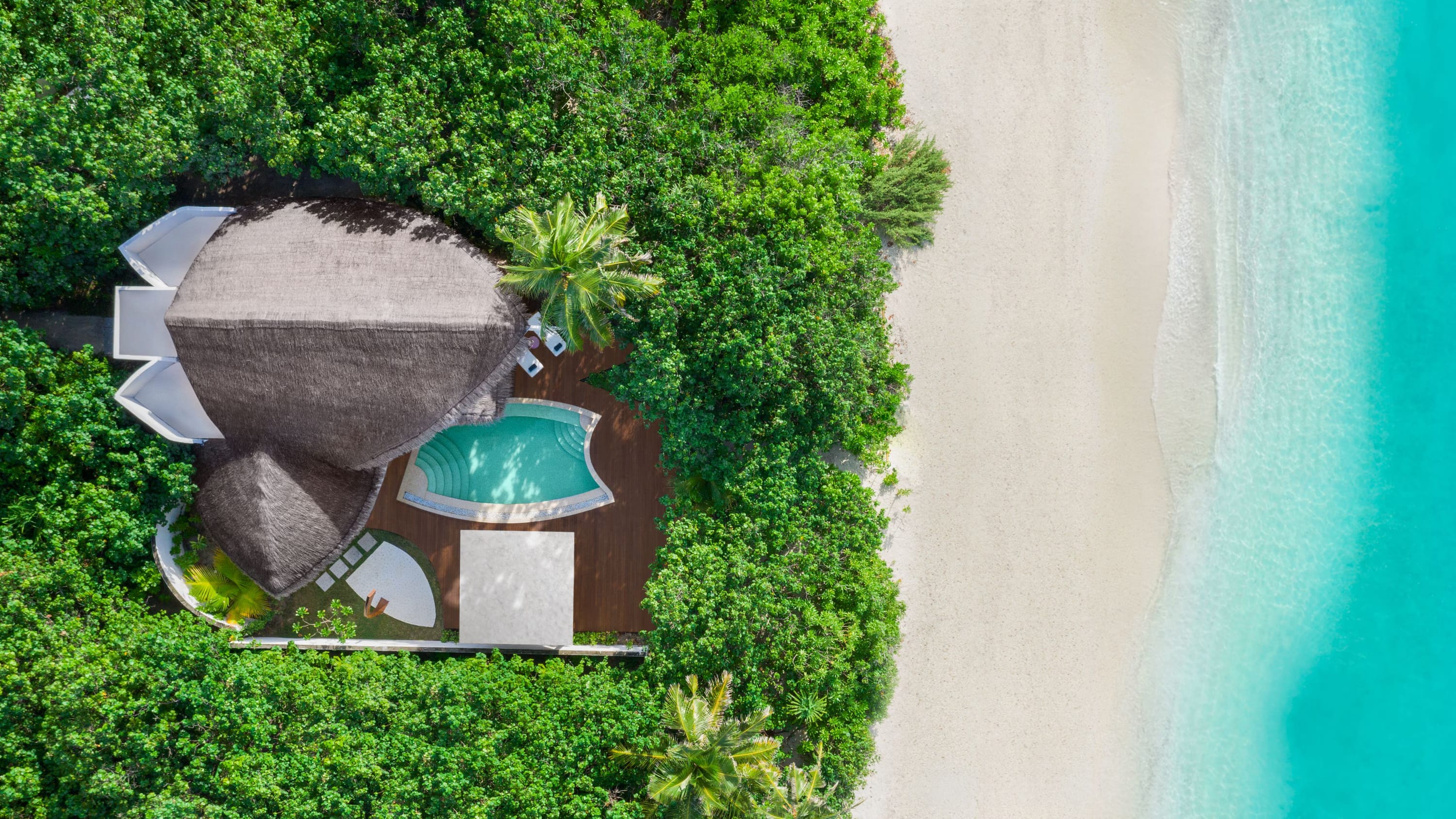 Beach Pool Villa Sunrise – Vogelperspektive im JW Marriott Maldives Resort & Spa