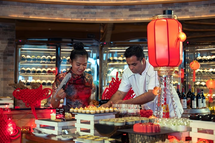 Celebrate Golden Week with an exquisite journey of flavors at JW Marriott Maldives.

Discover handcrafted dim sum and refined Pan-Asian specialties, thoughtfully prepared by our culinary artisans. Fro