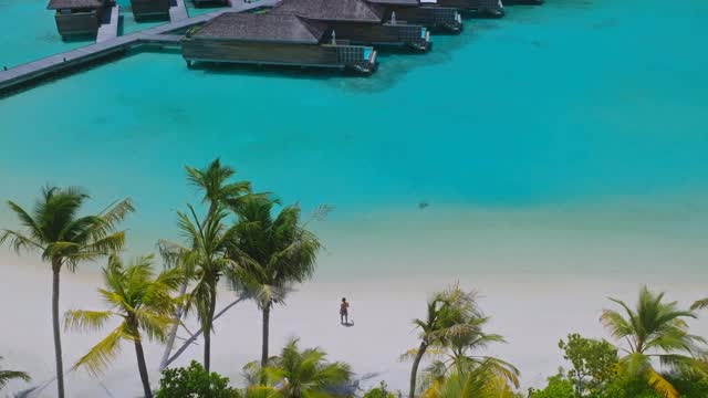Life feels simpler here. The days are slower, the ocean is calm, and there’s nothing you need to rush.

Kagi Maldives Resort & Spa

pure life.

#kagimaldives #maldives #purelife #islandlife #luxurytra