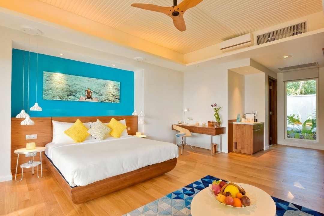 Foto di Kandima Maldives del 14 settembre 2026. Potrebbe essere un'immagine di letto, testiera, camera da letto e testo.