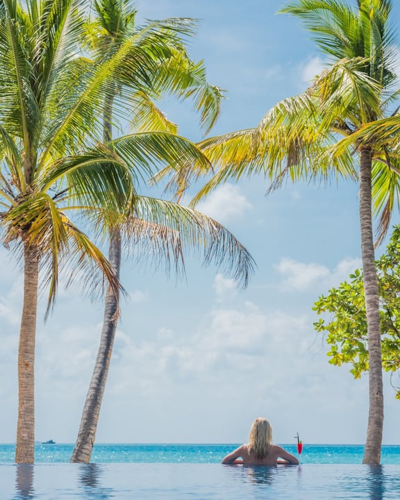 Pool time feels better with a cold drink from Breeze.⁠
Grab yours and settle into the poolside mood. 🍹⁠
⁠
#KandimaMaldives #AnythingButOrdinary #MyKindOfPlace