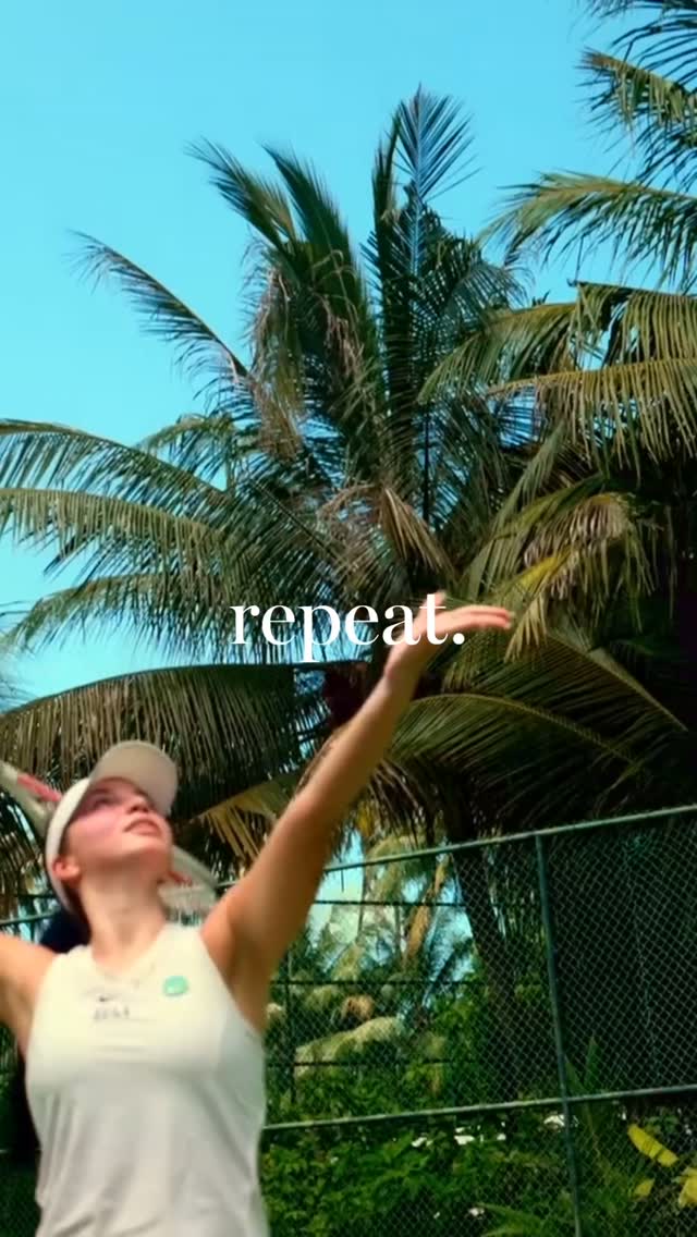 October Adventures propose tout un mois de tennis à Kandima avec les pros résidents de BM Tennis Lifestyle en visite. Affûtez votre jeu avec du coaching individuel, échangez lors de sessions en famille,