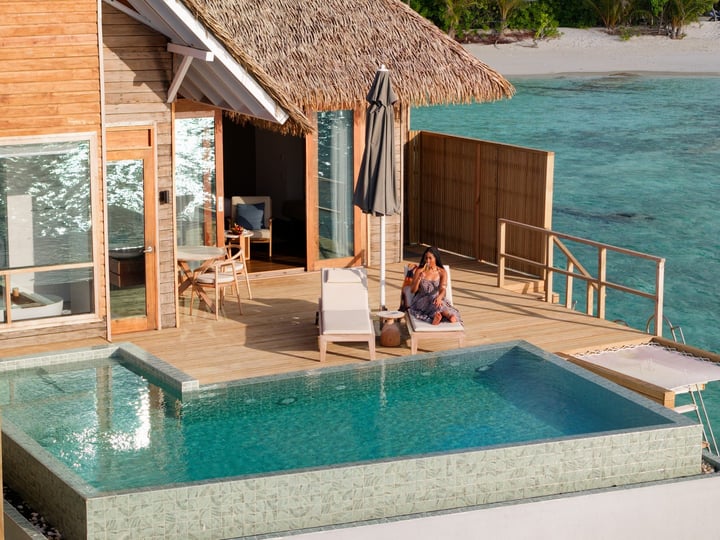 Foto von Kandolhu Maldives vom 11. Juli 2026. Möglicherweise ein Bild von Pool, Cabana und Text.