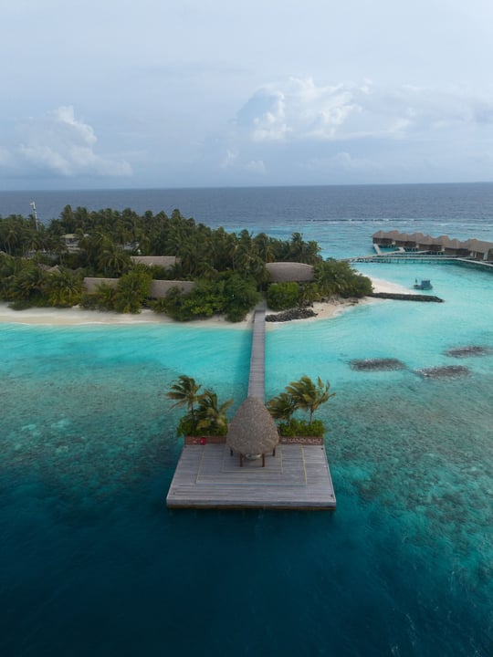 Foto di Kandolhu Maldives dell'08 settembre 2026. Potrebbe contenere oceano, orizzonte e testo.