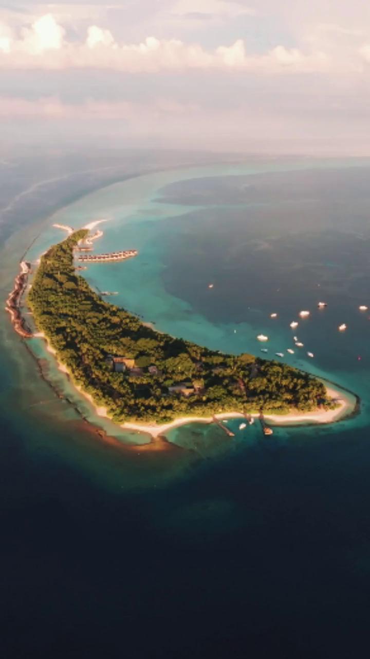 More than a romantic escape, Niva Kuramathi is a playground for every generation. Discover a family holiday everyone will treasure.

#NivaKuramathi #YourIslandOfChoice #MomentsThatStay #PerfectEscape 