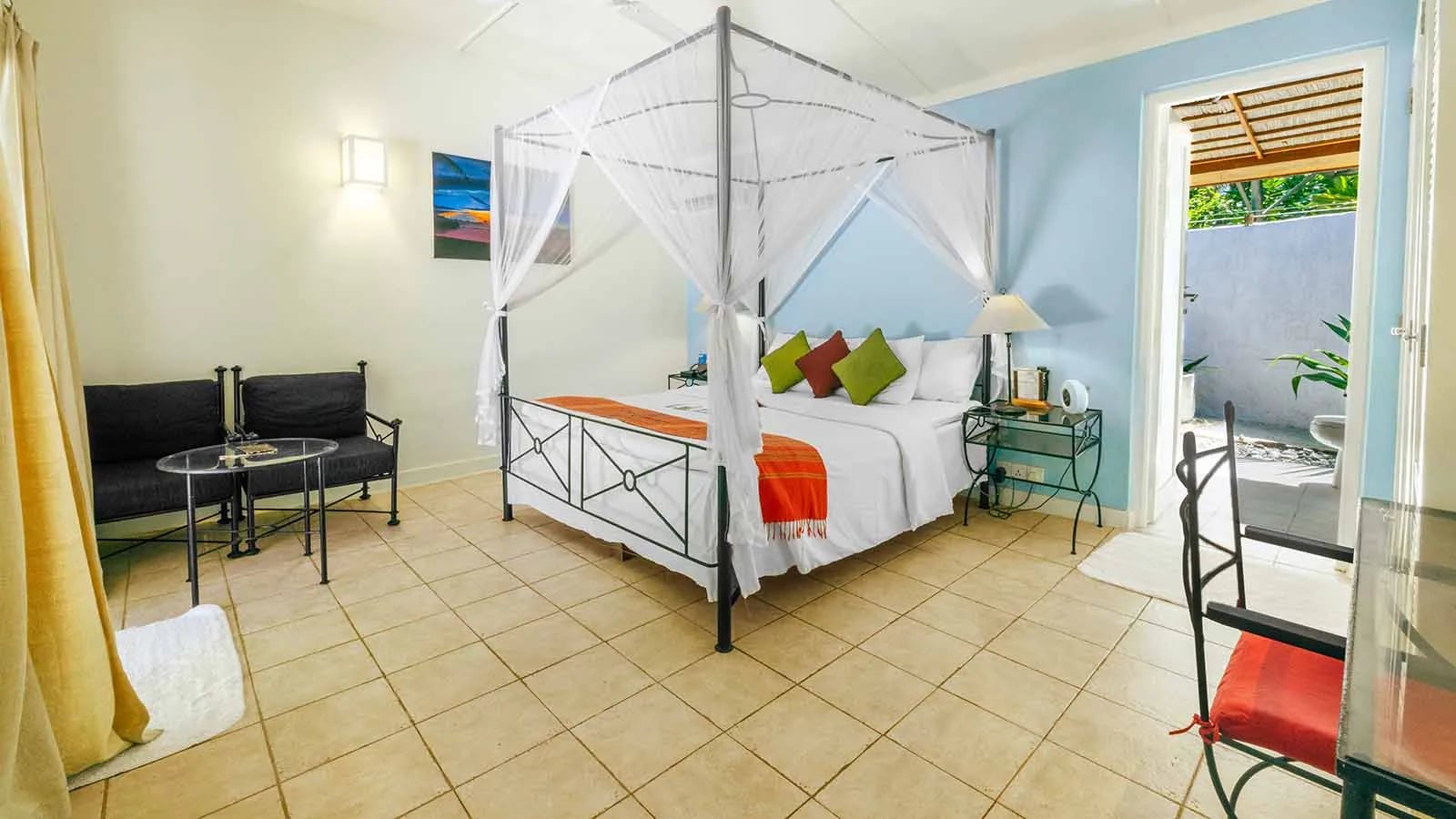 Beach Bungalow im Kuredu Island Resort & Spa