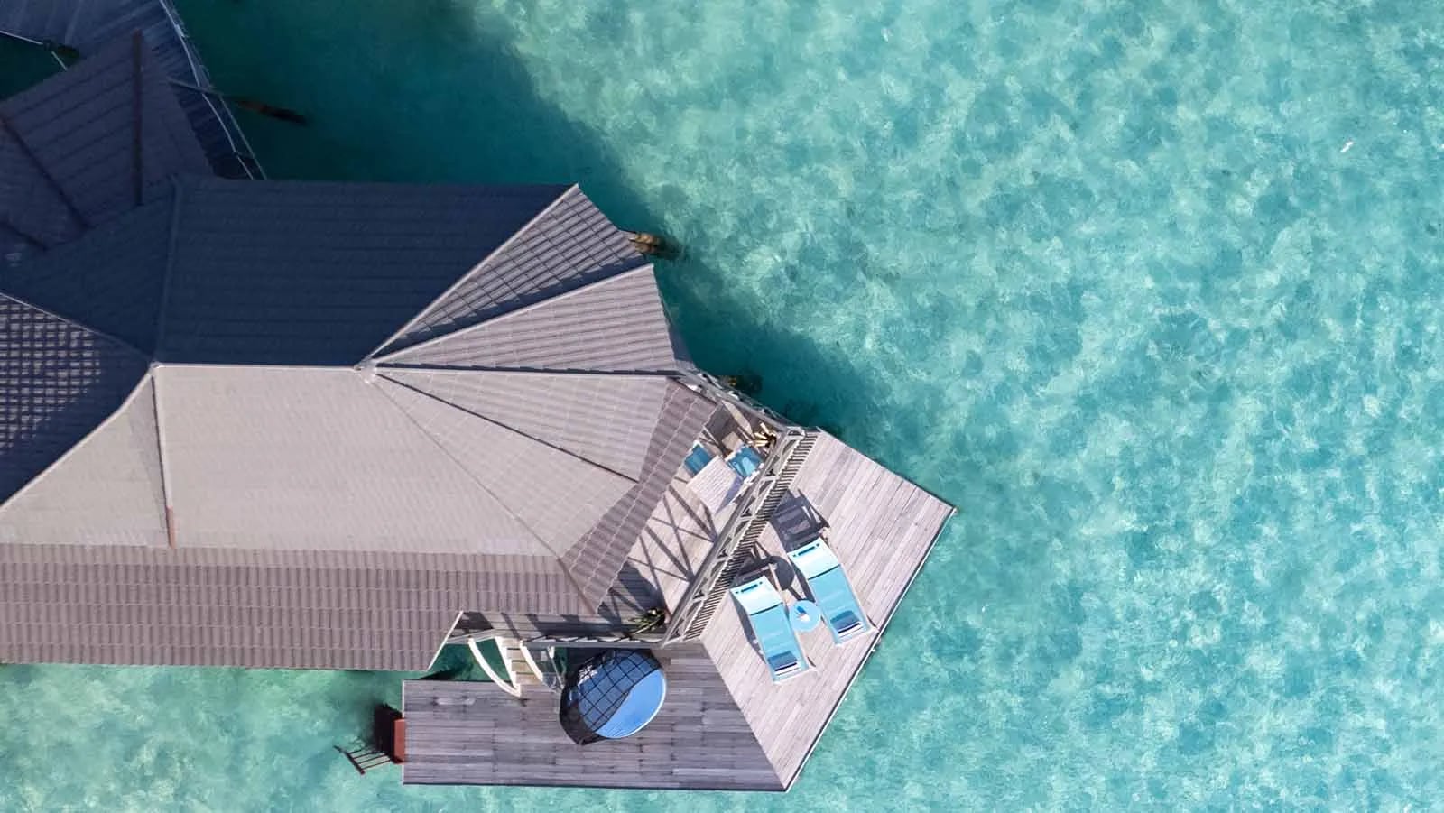 Sangu Water Villa Honeymoon Suite im Kuredu Island Resort & Spa
