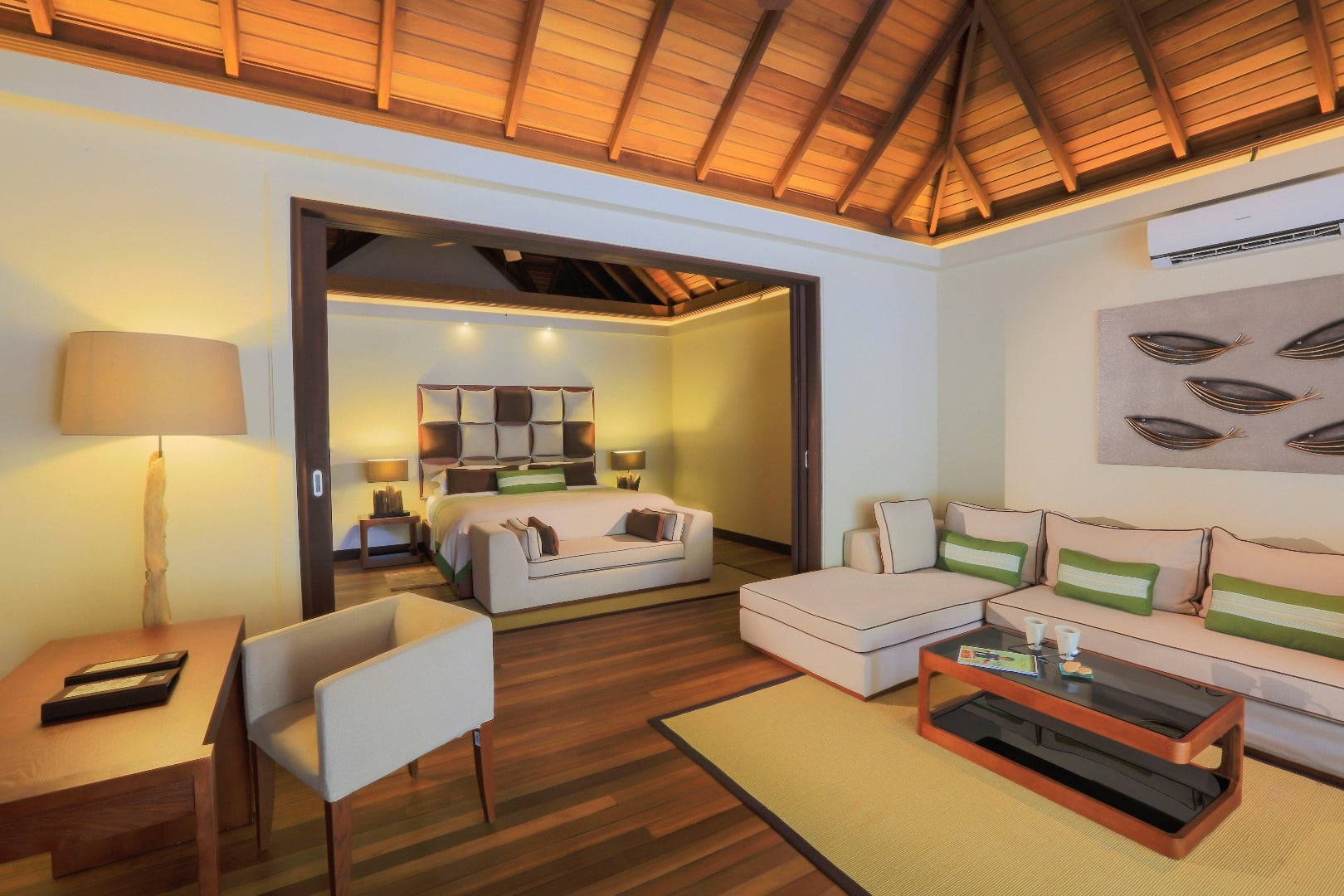Deluxe Pool Villa im Niva Kurumba Maldives