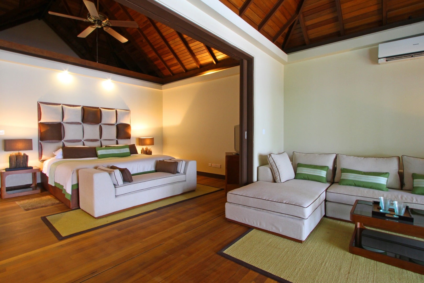Deluxe Room im Niva Kurumba Maldives