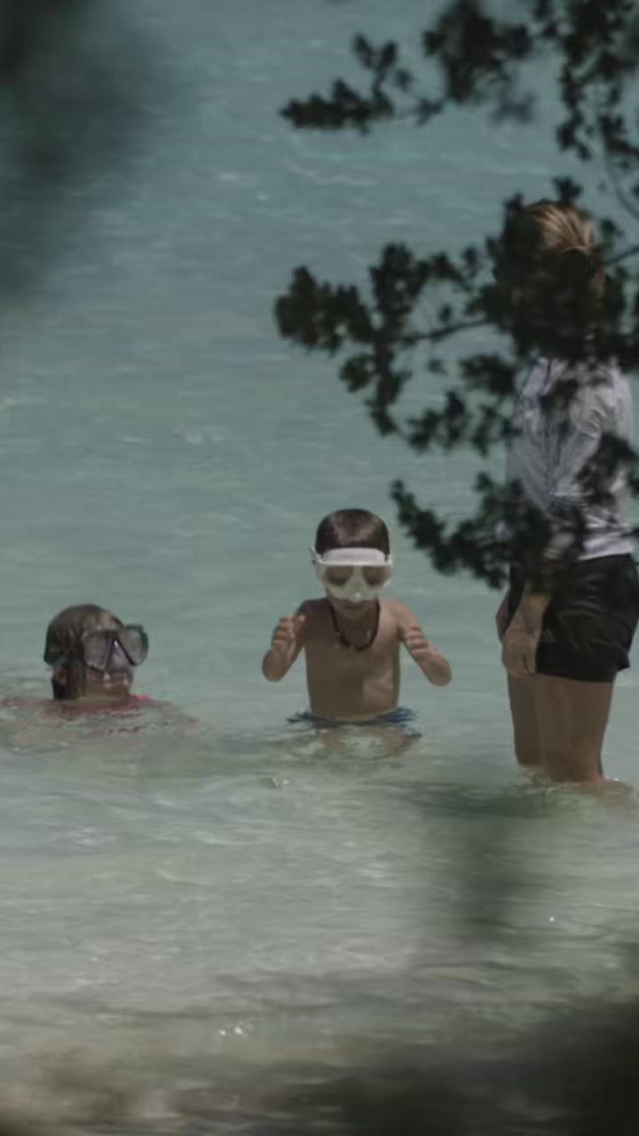 Adventure begins with curiosity. At Niva Kurumba, every day is an opportunity for young explorers to discover, create and make memories that will last a lifetime. From outdoor adventures to hands-on a