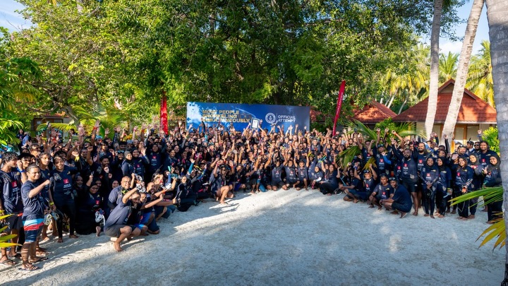 Foto condivisa da Bank of Maldives il 07 settembre 2026 con tag @nivakurumbamaldives. L'immagine potrebbe contenere una o più persone, folla e testo.