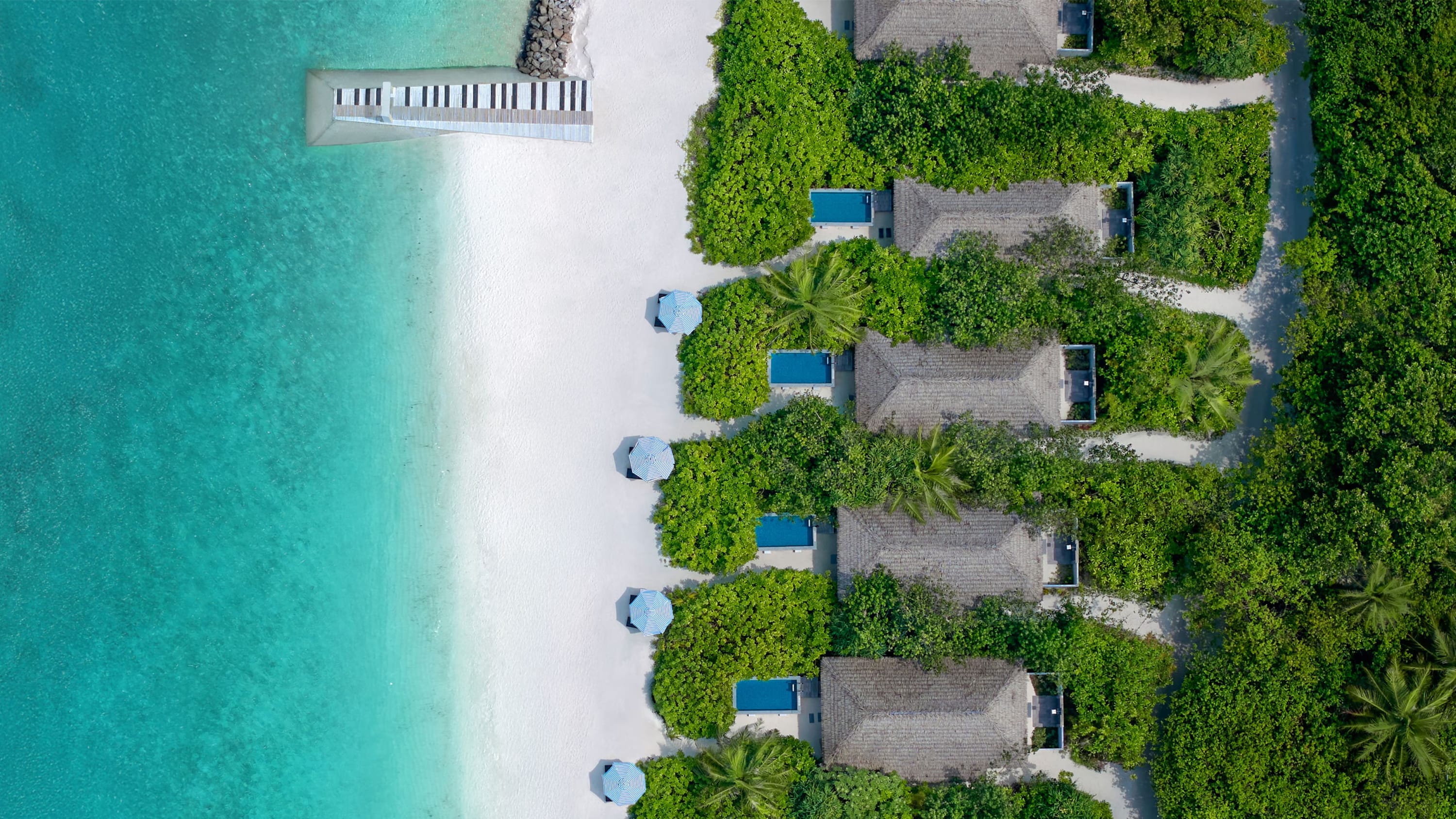 Beach Villa mit Pool - Luftaufnahme im Le Méridien Maldives Resort & Spa