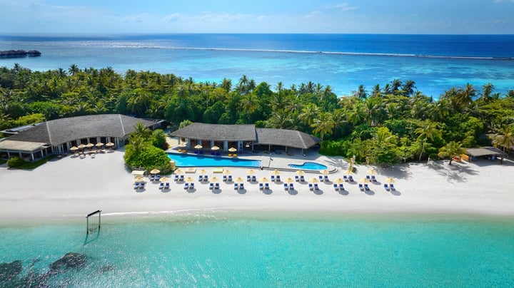 Turn your points into something more.

Enjoy stay 5, pay 4 when you redeem your Marriott Bonvoy points for five consecutive nights at Le Méridien Maldives Resort & Spa, with one night on us.

Immerse 