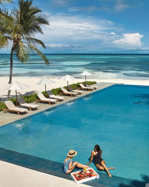 Step 1: Pick a sun lounger.
Step 2: Relax.
Step 3: Let our team bring the drinks.
Welcome to holiday mode at LUX* South Ari Atoll.

Tag who you’d bring along for the ride. 🌊

#LUXSouthAriAtoll #LUXRe