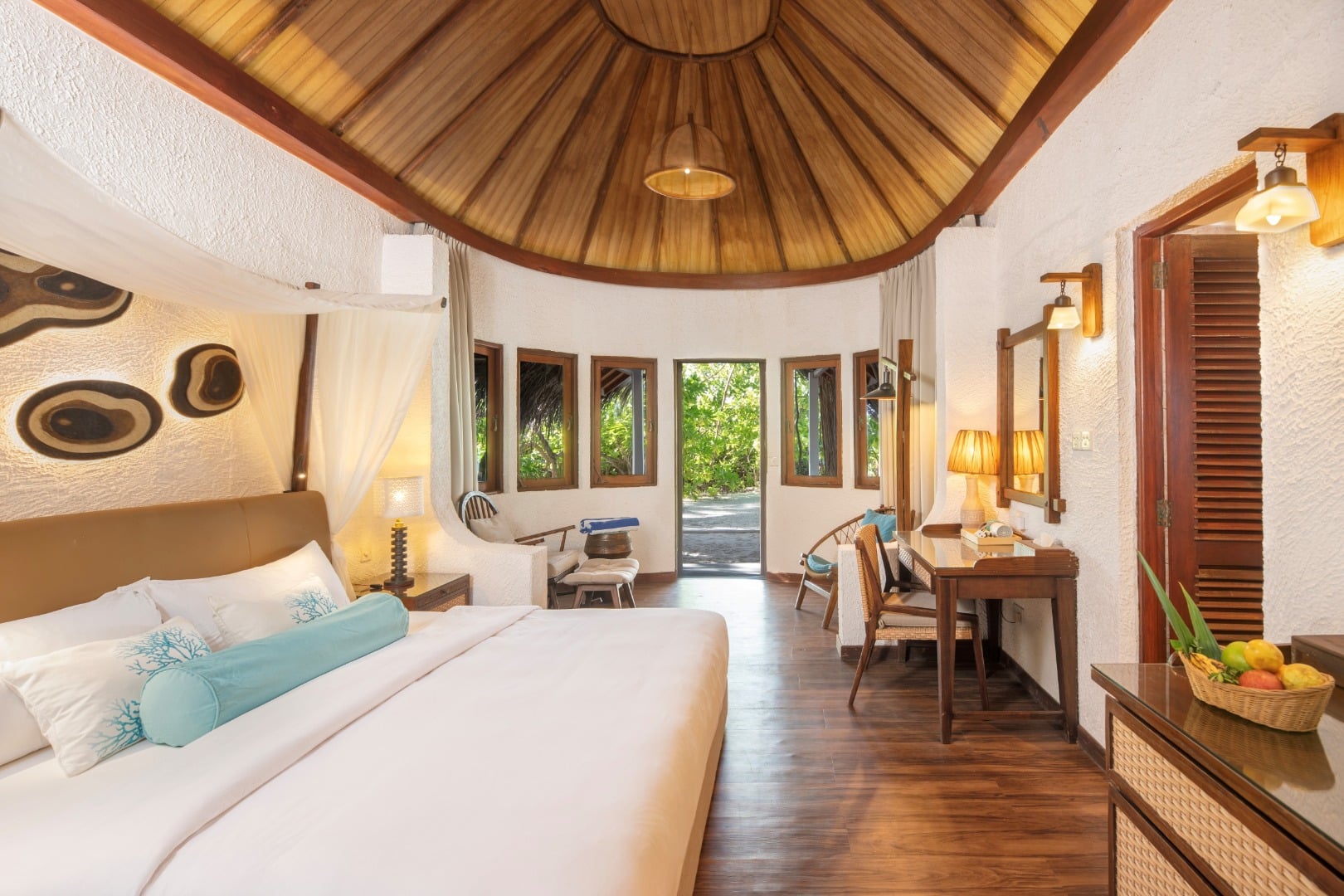Villa-Innenansicht in Makunudu Island Maldives