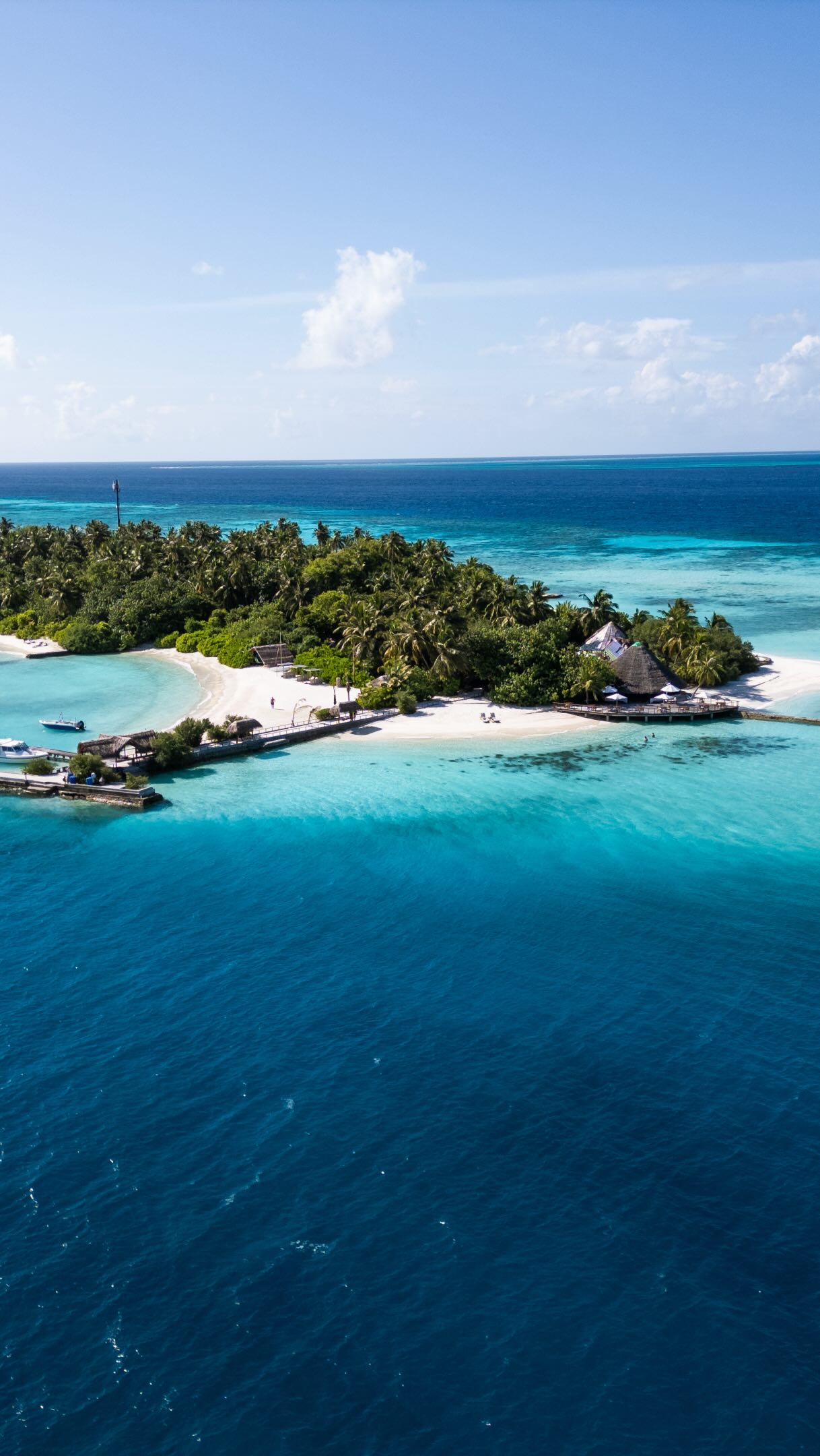Dove la semplicità incontra la gioia della vita sull'isola @makunuduisland 
#islandvibes 
•
•
•
#paradiseisland #yourintimatehideaway #islandlife #paradise