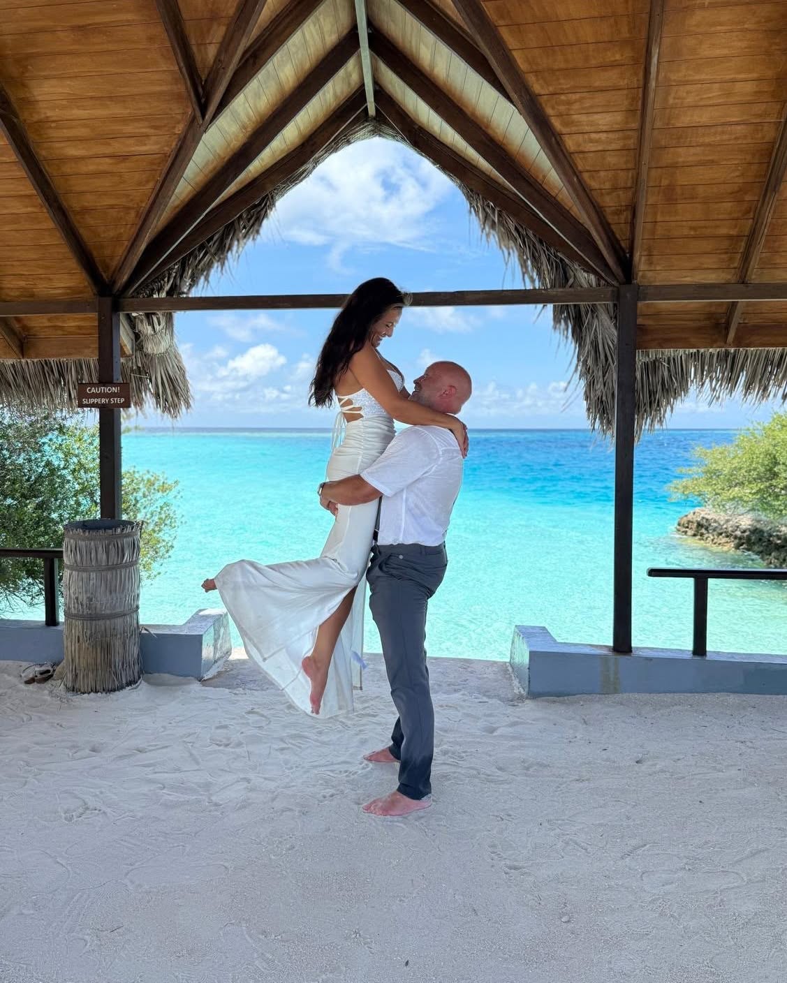 Votre histoire d'amour mérite une île rien qu'à elle. Rendez votre lune de miel inoubliable à Makunudu Island.