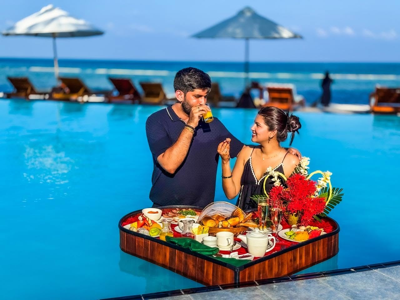 Pool Bar restaurant
