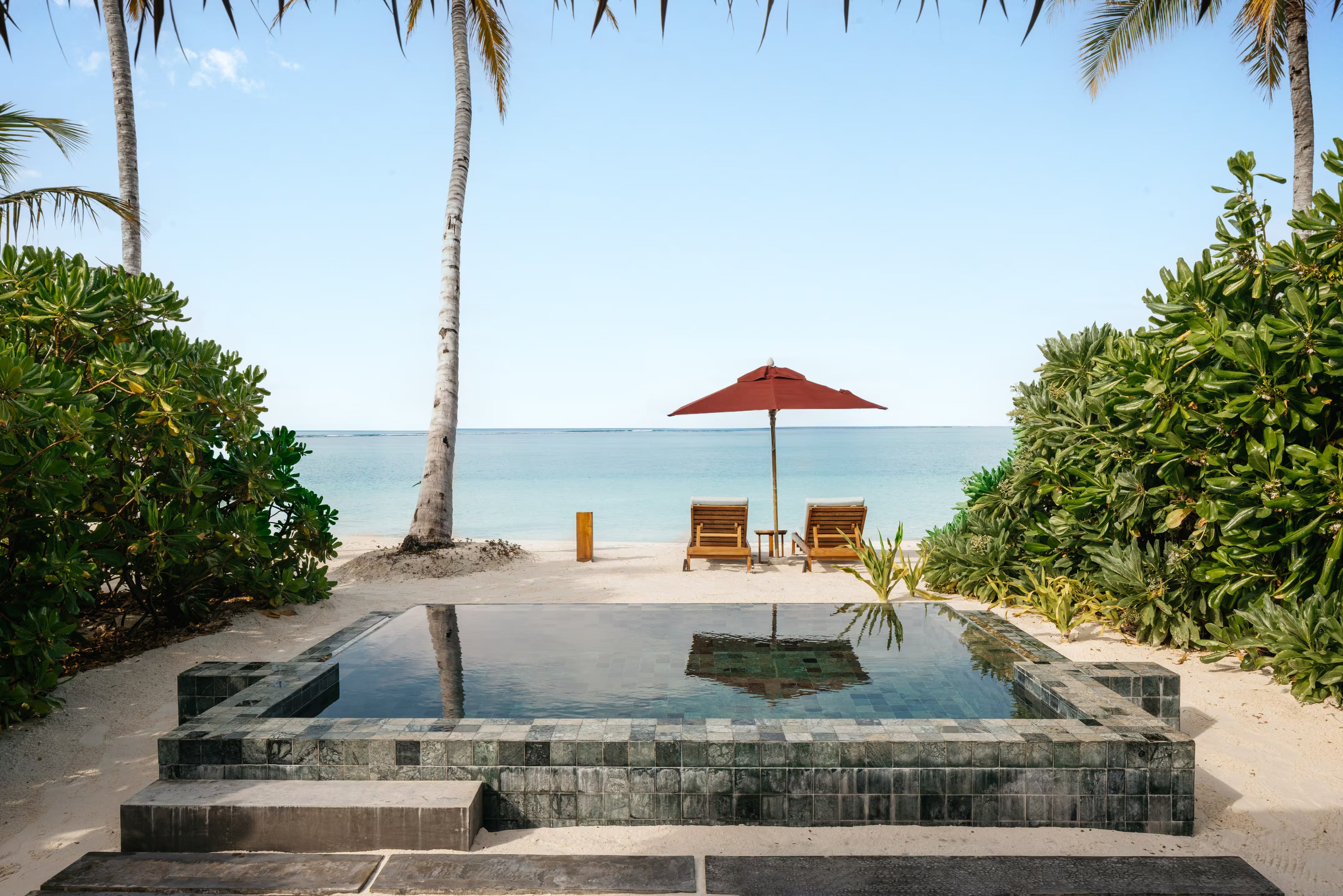 Sunset Suite Villa mit Pool im Meliá Whale Lagoon Maldives