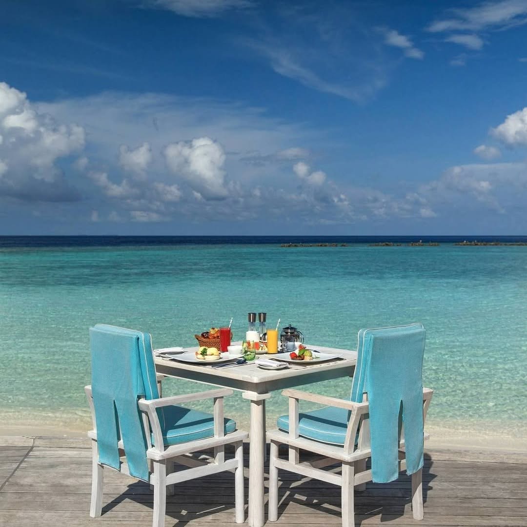 Mornings at Ocean Restaurant begin with sunlight dancing across turquoise waters and the gentle aroma of freshly baked pastries in the air. 