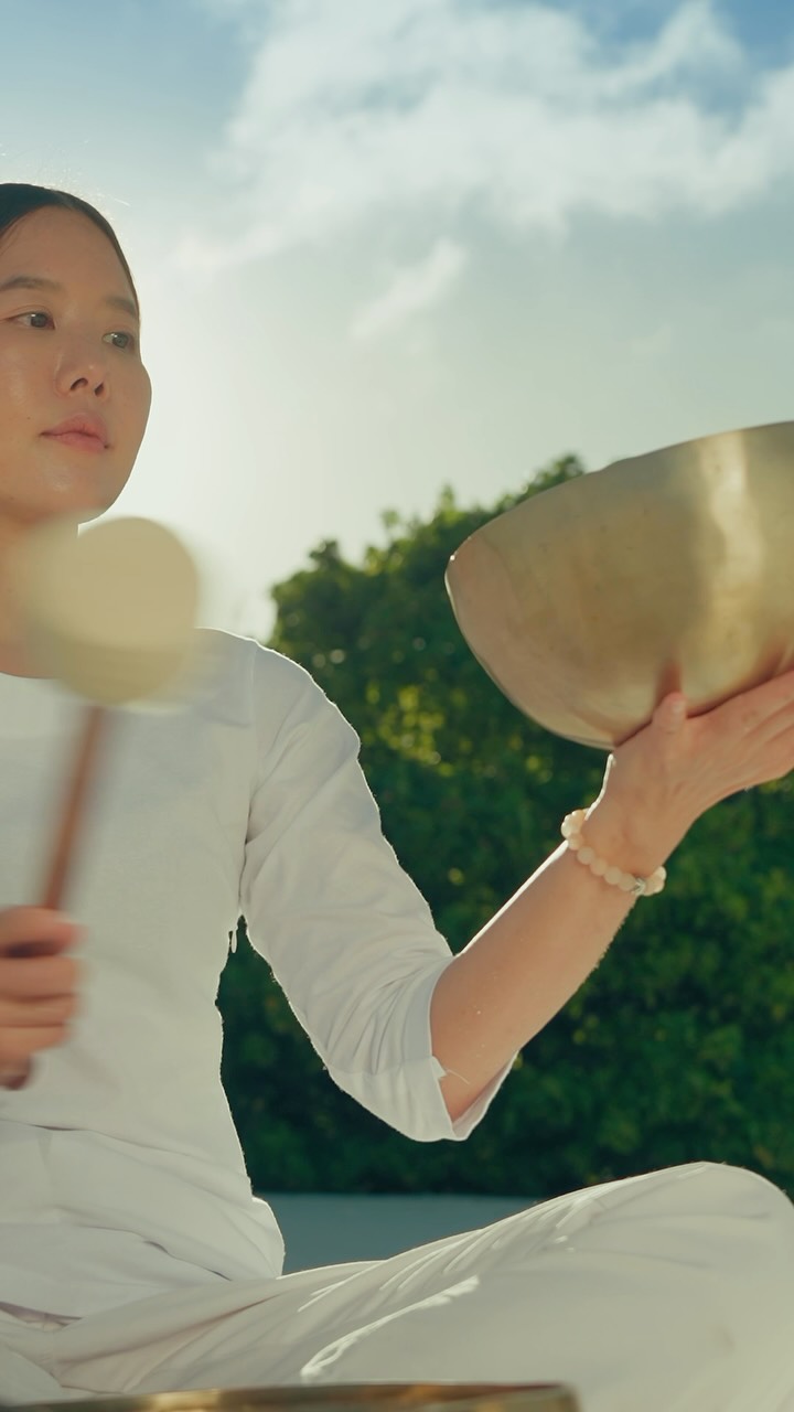 Experience the art of mindful movement with Jennie, our resident yoga instructor at Kuredhivaru. From gentle flows to moments of stillness, each session is designed to bring balance, relaxation, and a