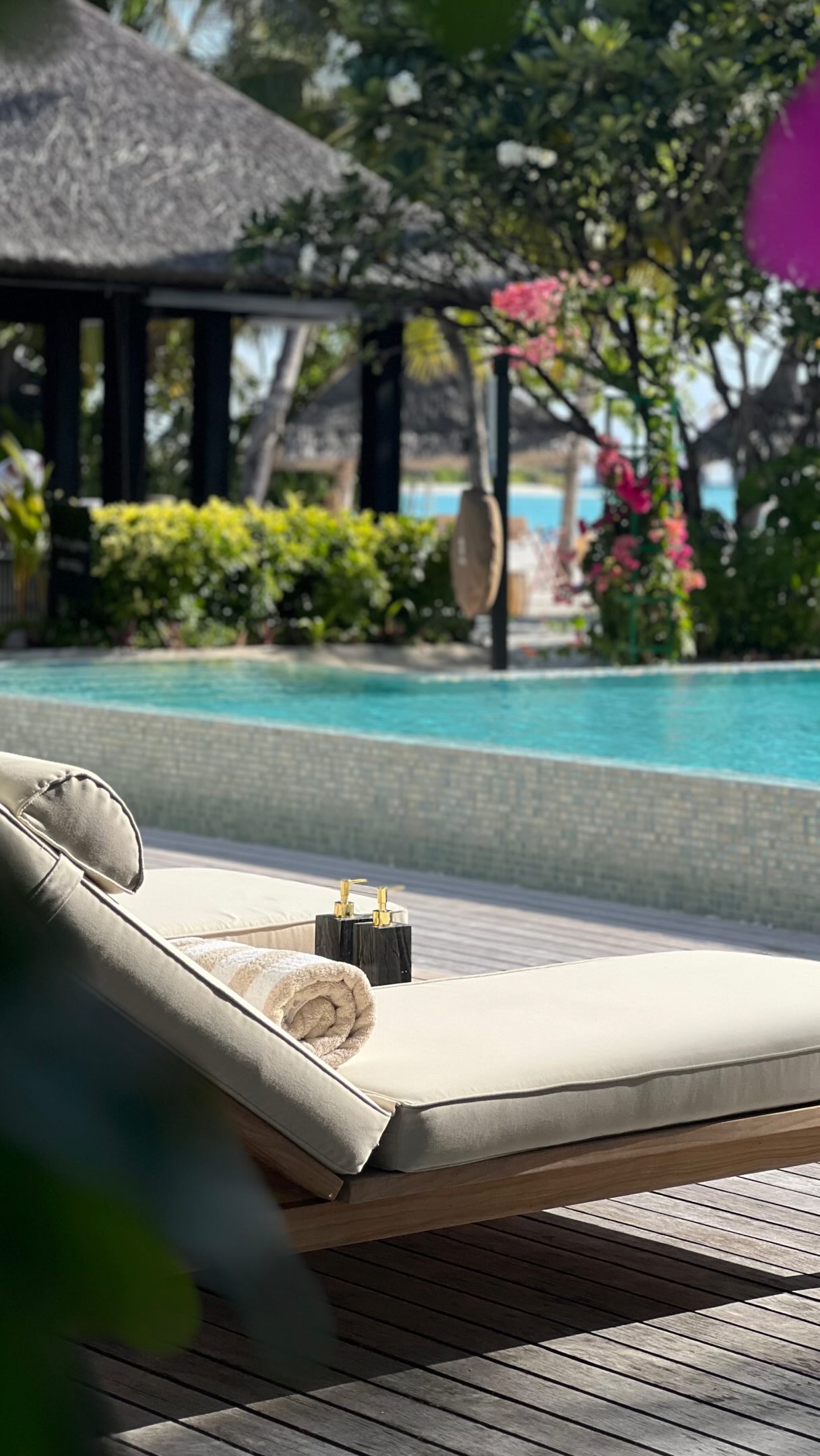 Die Woche richtig starten mit unserer Art von #mondayblues.

#maldives #naladhumaldives #minorhotels #ナラドゥプライベートアイランドモルディブ