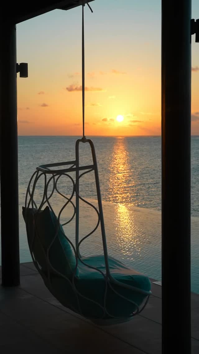 What if time moved at your pace? 

#niyamamaldives #thisisniyama #visitmaldives #maldives #minorhotels 

🎥 @ishangoyaltravel ✨