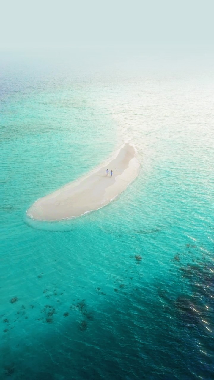 Sie sehen so hübsch aus, wenn Sie mir sagen, dass Sie mich lieben 💙
#maldives #visitmaldives #blue #ocean #drone