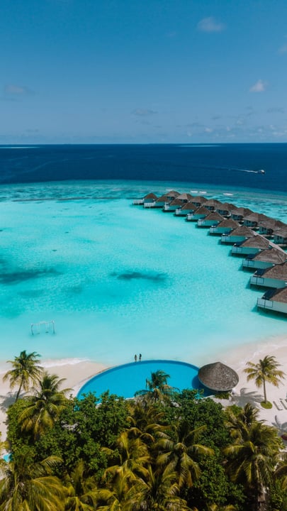 Anzeige/  THIS is your sign to book a trip to…. Nova Maldives 🥹🩵 
Such a beautiful island with the most crystal-clear water and we even got to swim with whale sharks 😍 

 A huge thank you to Maledi