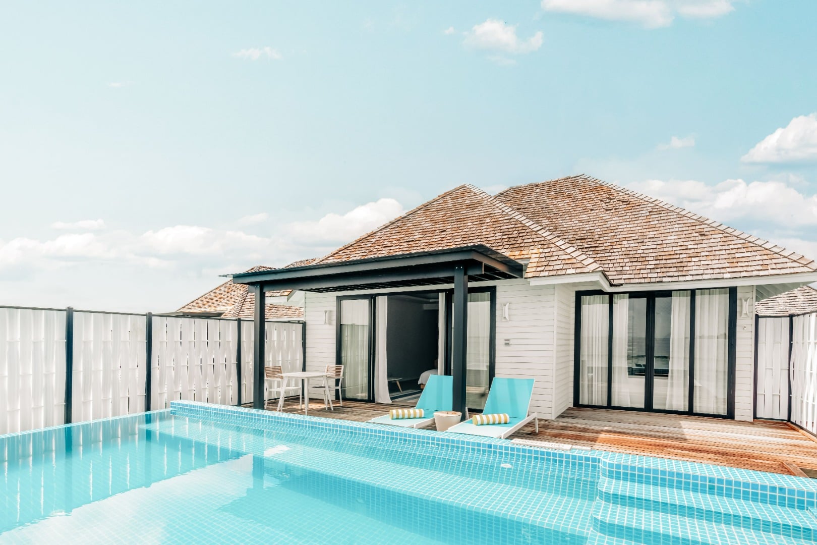 Water Villa mit privatem Pool im Nova Maldives