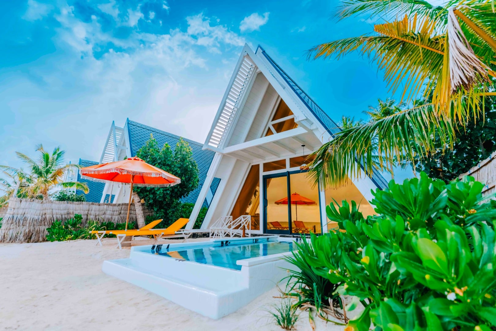 Bodu Haruge Beach Villa with Private Pool at Oaga Art Resort