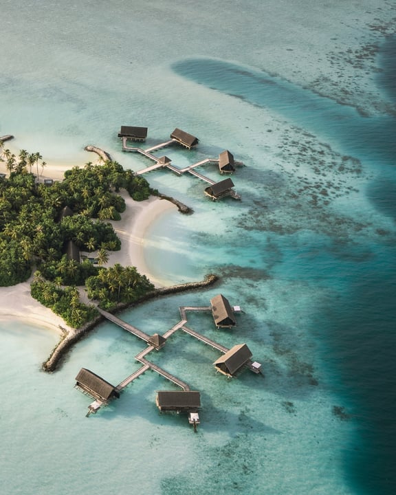 Foto von One&Only Reethi Rah vom 06. Juli 2026. Könnte ein Bild von Wasser und Text sein.