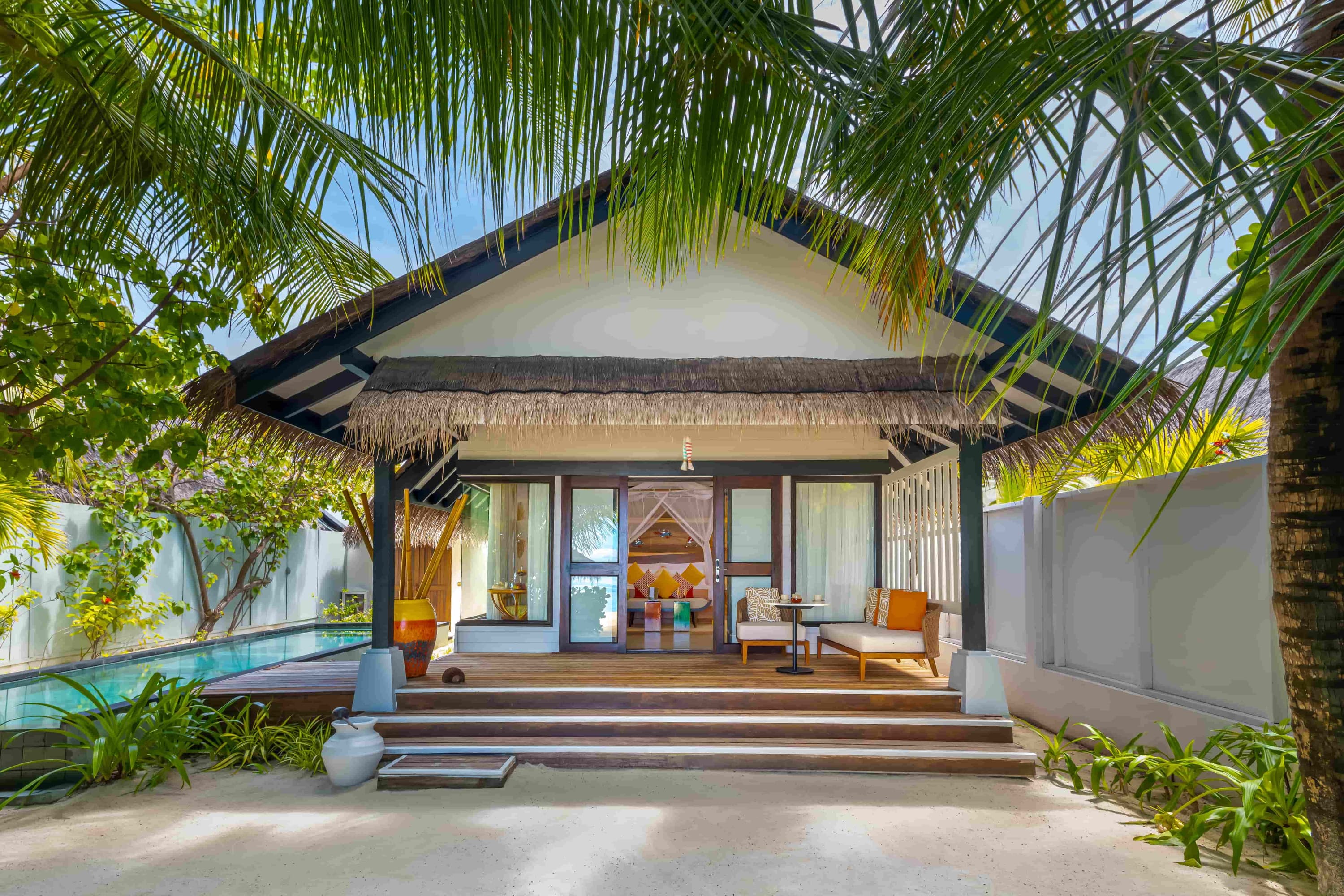 Earth Villa mit privatem Pool im OZEN LIFE MAADHOO