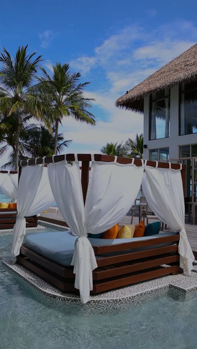 International Beer Day as we toast to unforgettable moments in the Maldives! ⁠
Cheers to paradise! 🌴🍻 sipping on an ice-cold craft beer, the sun setting over crystal-clear waters, and the gentle sou